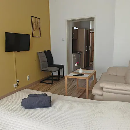 Leopoldauer Apartment With Air Conditioning
