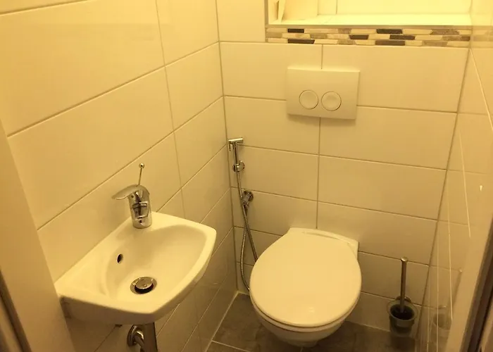 Leopoldauer With Air Conditioning 4* Wenen